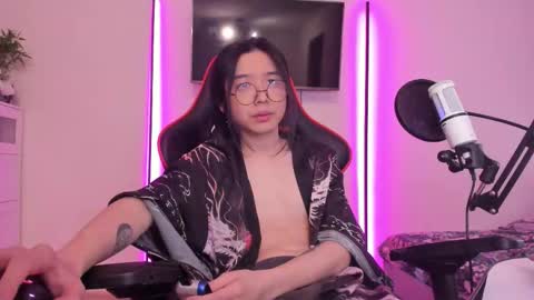 Han   online show from November 2025 10:07:01 AM