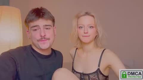 your_molly_mark online show from December 2025 08:27:01 PM