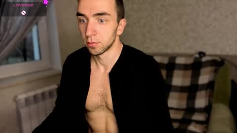 Snapshot of your_new_boyfriend17 chatting on November 2025 01:26:02 PM Your new boyfriend17 online show from November 2025 01:26:02 PM