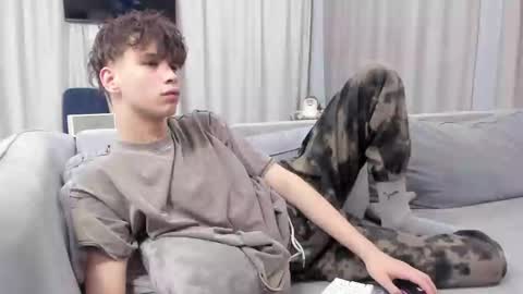 your_shy_guy online show from February 2025 02:05:01 PM