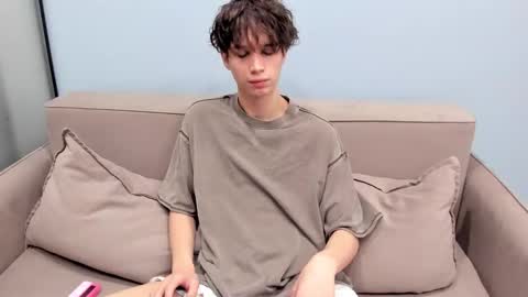 your_shy_guy online show from December 2025 10:30:02 PM