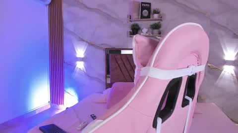 Salome online show from February 2026 07:21:01 PM