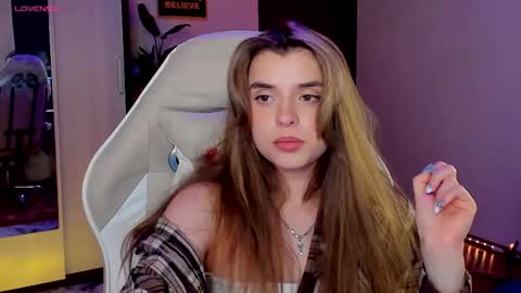 Anikka online show from October 2025 08:29:02 PM