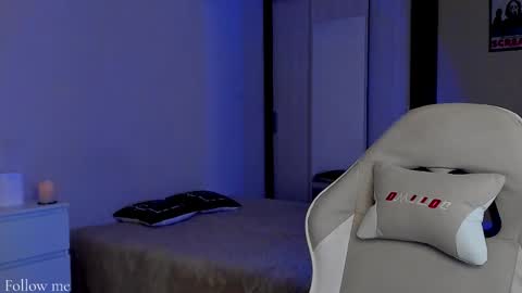 Anikka online show from February 2026 12:26:01 PM