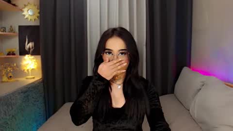 kim online show from January 2025 11:13:01 PM