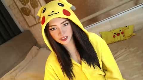 JEN  online show from October 2025 11:50:01 AM