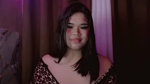 Snapshot of yourfavoratejessica chatting on April 2026 05:51:01 PM Jessica online show from April 2026 05:51:01 PM