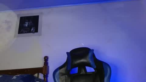 yourfavorite_bigclit online show from March 2026 02:41:02 PM