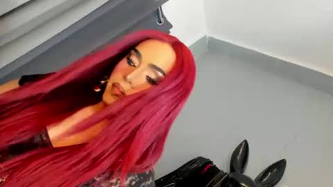Snapshot of yourfiercemistress chatting on July 2026 01:21:02 AM not into STINGY and CHEAP people online show from July 2026 01:21:02 AM
