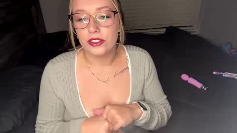 Amanda Ivy online show from September 2025 02:22:01 AM