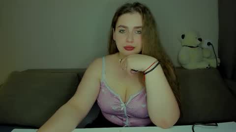 yourgem__ online show from March 2026 04:23:01 PM