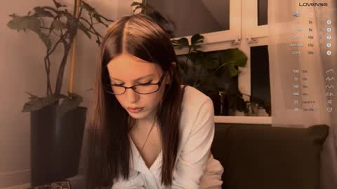 Aida online show from March 2025 01:51:01 PM