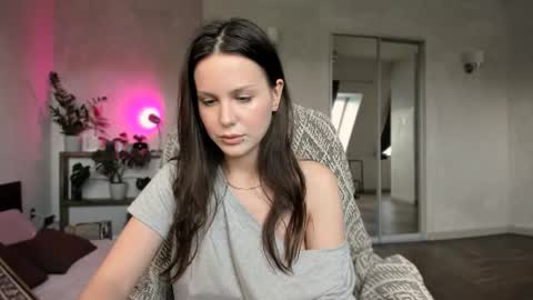 Aida online show from September 2025 10:26:02 AM