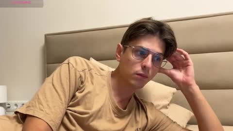 Chris online show from September 2025 06:26:02 AM