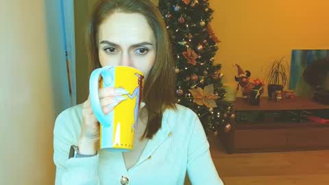 Snapshot of yourladysunshine chatting on January 2026 08:16:01 AM Ksyusha online show from January 2026 08:16:01 AM