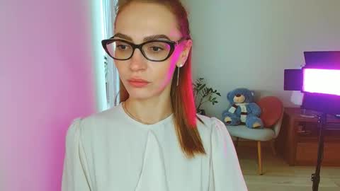 Snapshot of yourladysunshine chatting on February 2026 09:12:02 AM Ksyusha online show from February 2026 09:12:02 AM