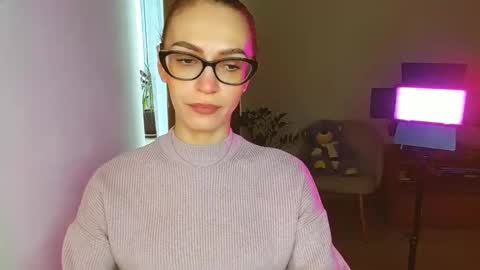 Snapshot of yourladysunshine chatting on February 2026 07:12:01 AM Ksyusha online show from February 2026 07:12:01 AM