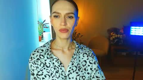 Snapshot of yourladysunshine chatting on March 2026 07:44:01 AM Ksyusha online show from March 2026 07:44:01 AM