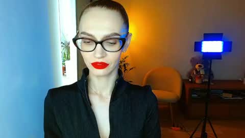 Snapshot of yourladysunshine chatting on April 2026 09:05:01 AM Ksyusha online show from April 2026 09:05:01 AM
