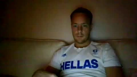 yourlove8523 online show from September 2025 04:27:01 AM