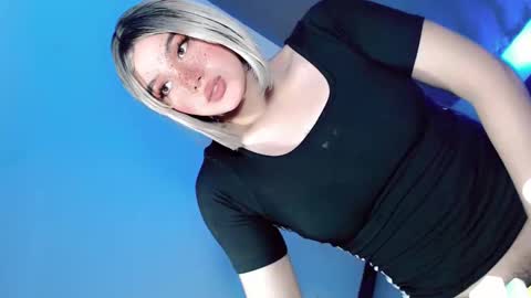 Snapshot of yourlovingpearl chatting on December 2024 08:42:01 PM PEARL online show from December 2024 08:42:01 PM