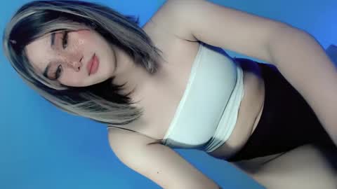 Snapshot of yourlovingpearl chatting on February 2025 03:28:02 PM PEARL online show from February 2025 03:28:02 PM