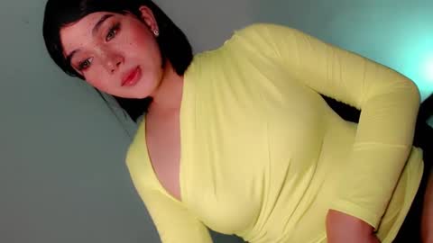 Snapshot of yourlovingpearl chatting on February 2025 06:14:02 AM PEARL online show from February 2025 06:14:02 AM