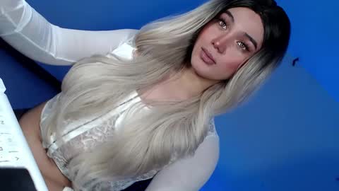 Snapshot of yourlovingpearl chatting on March 2025 04:00:02 PM PEARL online show from March 2025 04:00:02 PM