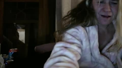 Snapshot of yourmomma999 chatting on January 2025 11:24:01 AM yourmomma999 online show from January 2025 11:24:01 AM