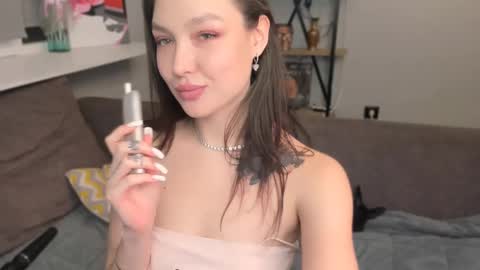 Nika online show from February 2025 04:58:02 PM