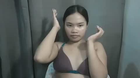 Snapshot of yourpinay_belle chatting on March 2026 11:32:01 AM Belle online show from March 2026 11:32:01 AM