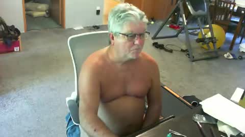 yourpoppi55 online show from June 2026 07:35:01 PM