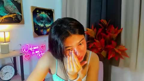 Trish online show from November 2025 04:11:01 AM