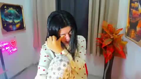 Trish online show from March 2026 08:45:02 PM