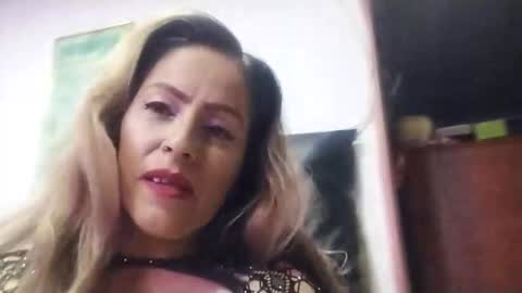 Snapshot of yoursexymature2024 chatting on March 2025 03:22:01 AM yoursexymature2024 online show from March 2025 03:22:01 AM