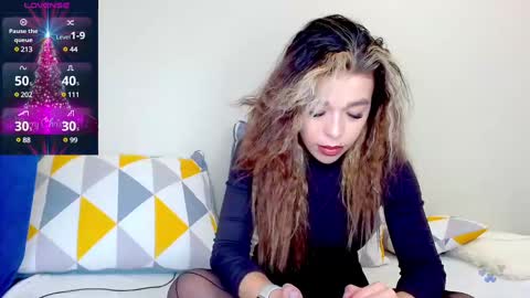 yoursoul_mila online show from January 2025 11:23:02 AM