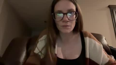 Snapshot of yourstrulylivy chatting on December 2024 02:27:01 AM yourstrulylivy online show from December 2024 02:27:01 AM