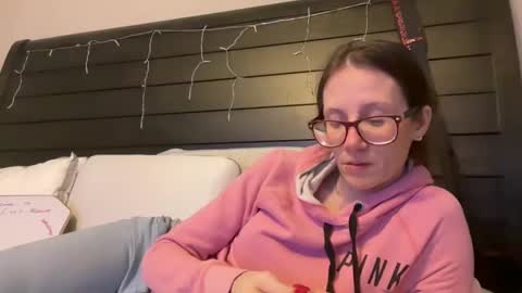 Snapshot of yourstrulylivy chatting on February 2025 01:27:01 AM yourstrulylivy online show from February 2025 01:27:01 AM