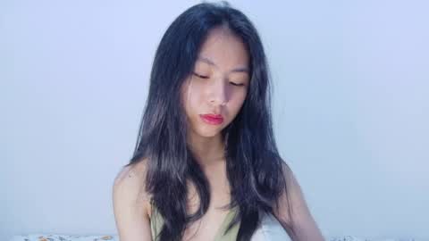 Snapshot of yoursweetestkiwi chatting on April 2026 03:18:01 AM Kiwi online show from April 2026 03:18:01 AM