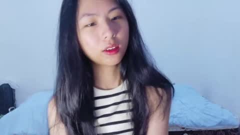 Snapshot of yoursweetestkiwi chatting on May 2026 01:21:01 AM Kiwi online show from May 2026 01:21:01 AM