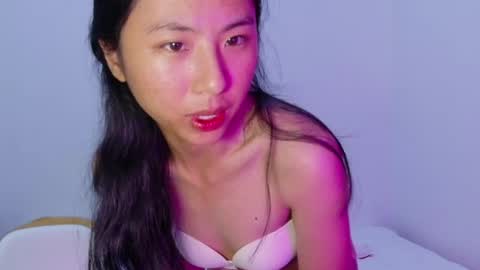 Snapshot of yoursweetestkiwi chatting on June 2026 04:23:01 PM Kiwi online show from June 2026 04:23:01 PM