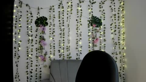 Snapshot of yoursweetsin16 chatting on April 2026 03:03:02 PM yoursweetsin16 online show from April 2026 03:03:02 PM
