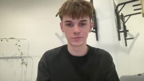 yoursweetyguy online show from November 2025 02:06:01 PM