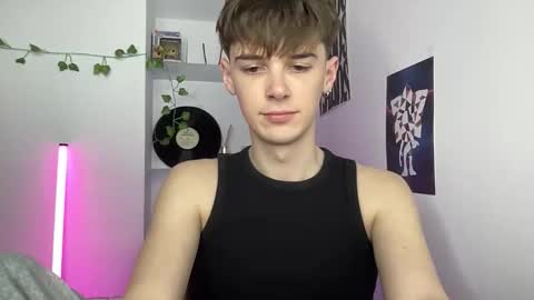 yoursweetyguy online show from March 2026 04:41:01 PM