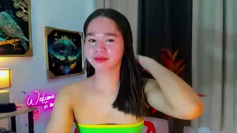 yourtinybunny online show from November 2025 02:23:02 AM