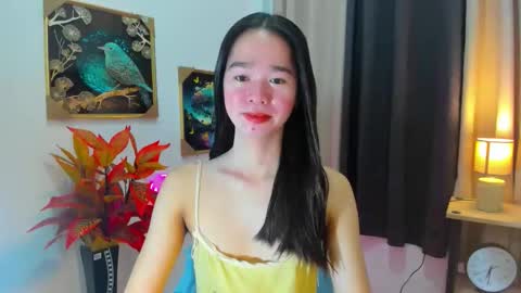 yourtinybunny online show from April 2026 10:32:01 AM