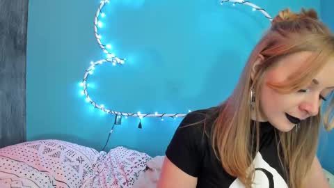 Snapshot of yourvenus00 chatting on January 2025 06:10:02 PM YourVenus00 -Follow my OF online show from January 2025 06:10:02 PM