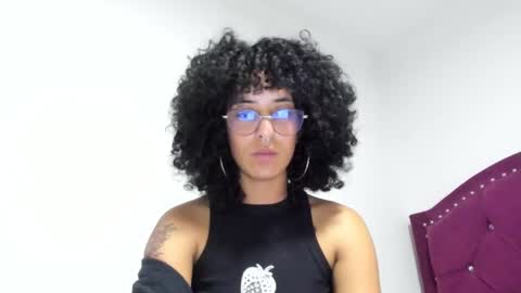 elizabeth  ju   online show from March 2025 12:07:02 AM