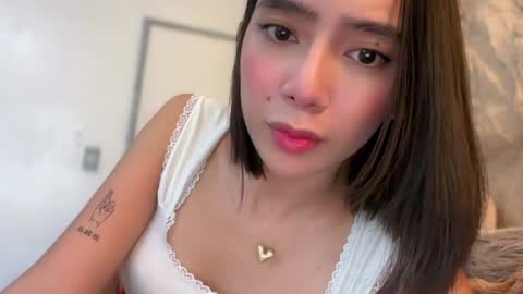 YowgineTheGreat online show from April 2026 06:19:01 AM