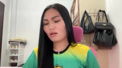 yrdrmgrl_jennie26 online show from February 2026 07:20:02 PM